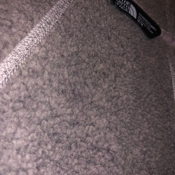 North Face Fleece Zip Up - Picture 7 of 8